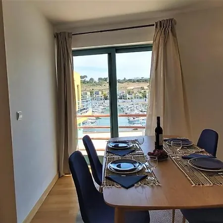 Apartment Marina Beach